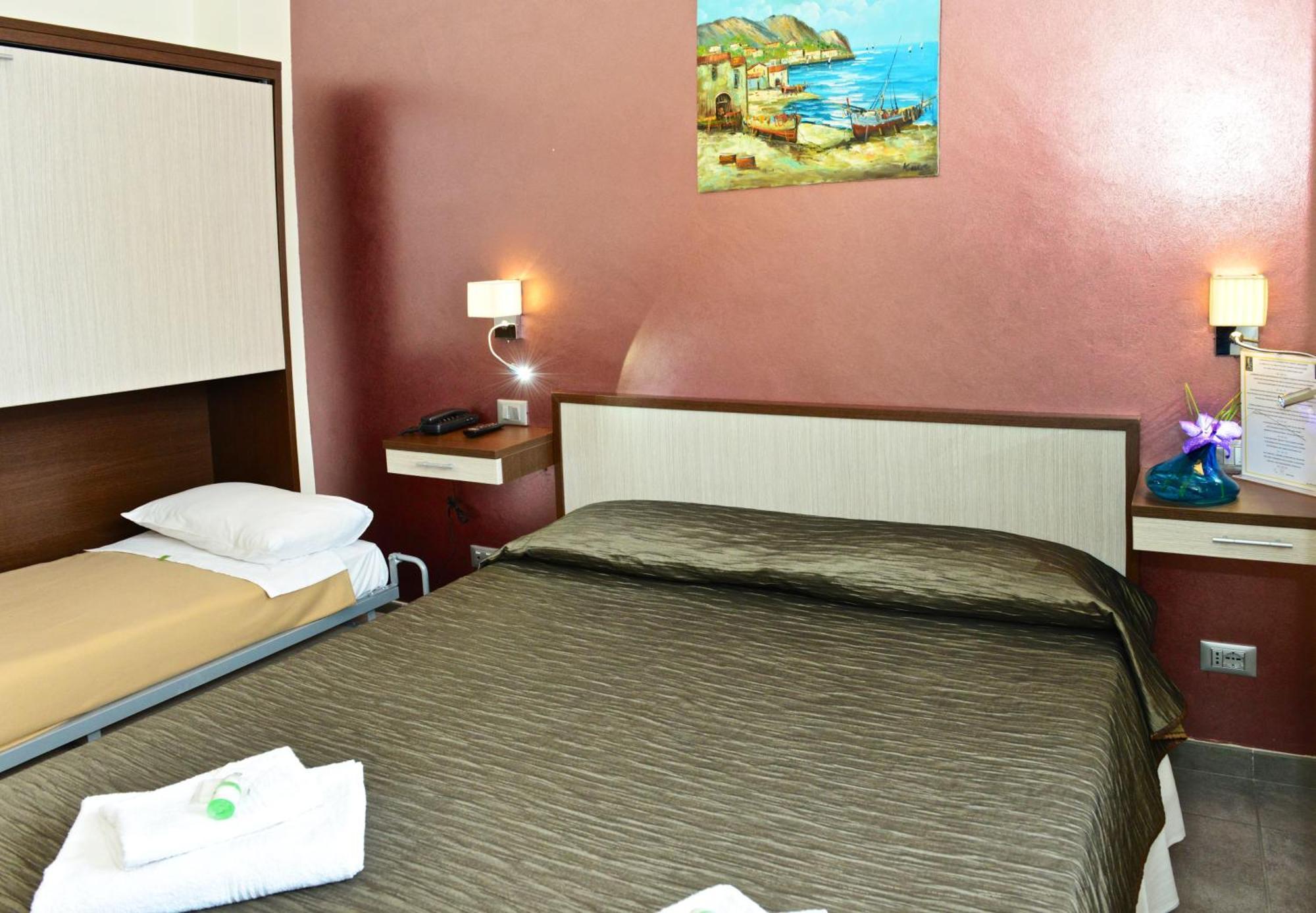 Villa Le Logge Ventimiglia Ruang foto